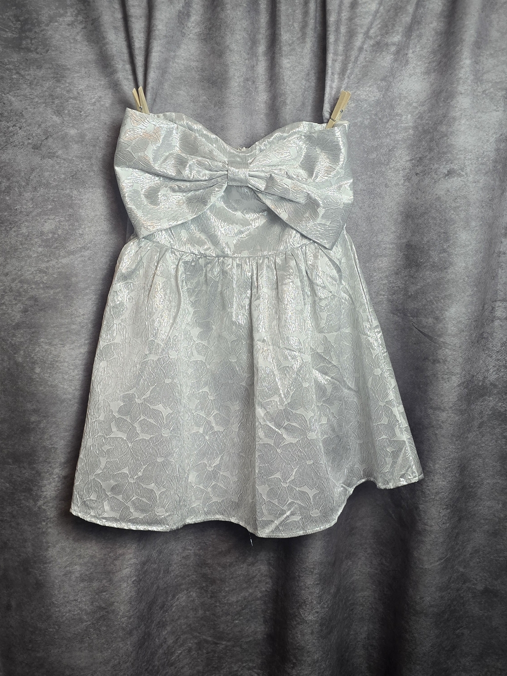 Floral Bow Mini Dress in Silver Like New